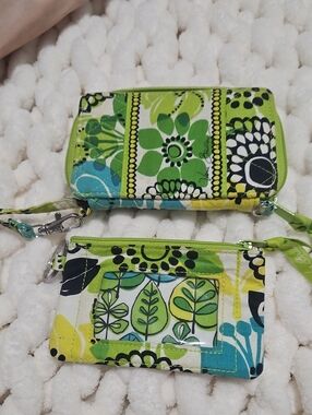 Vera Bradley Green Floral Wristlet and Card Pouch Set - Women Bags